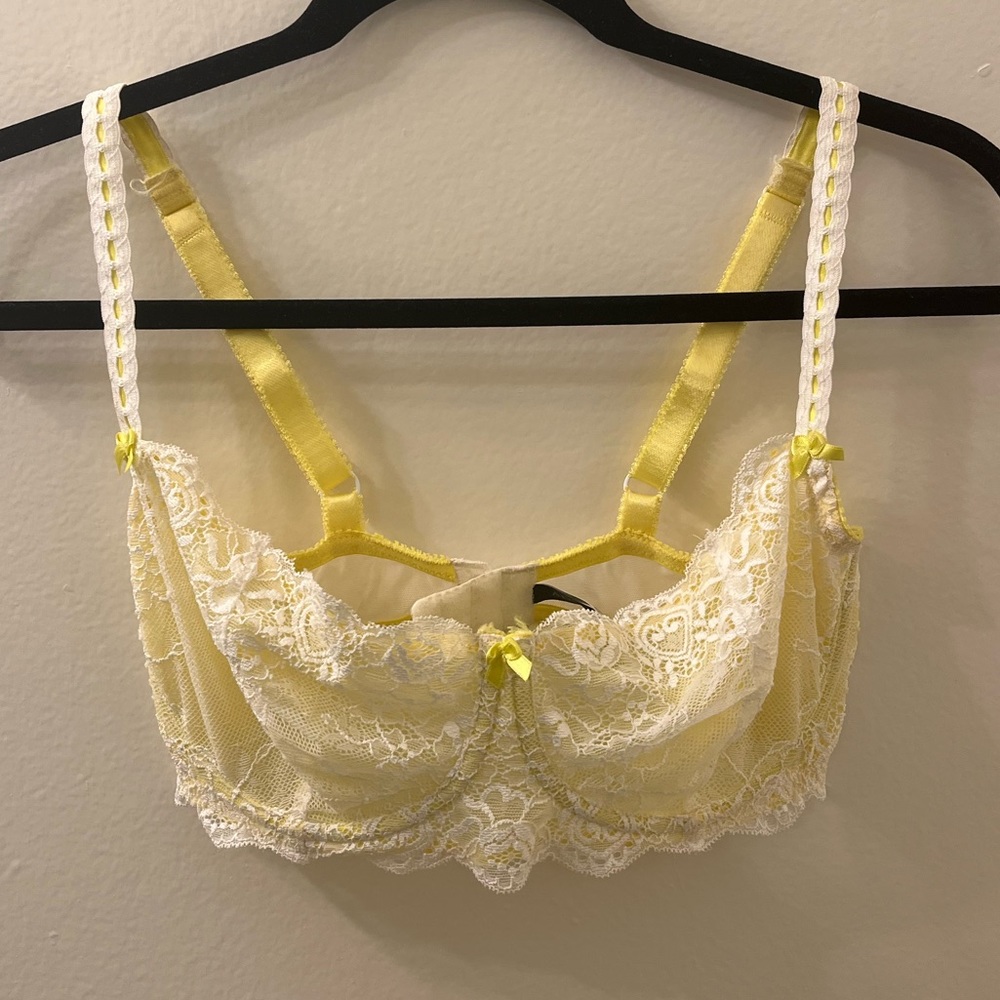 Adore Me unlined lace bra